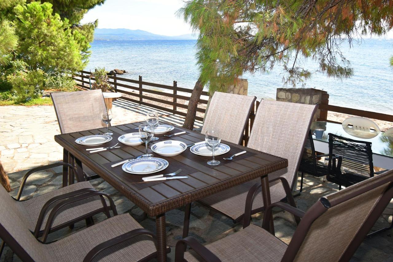 Barlee Beach Front House, Metamorfosi Екстериор снимка