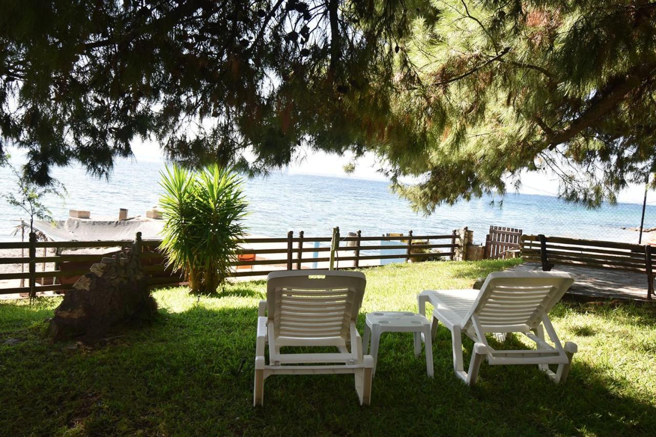 Barlee Beach Front House, Metamorfosi Екстериор снимка