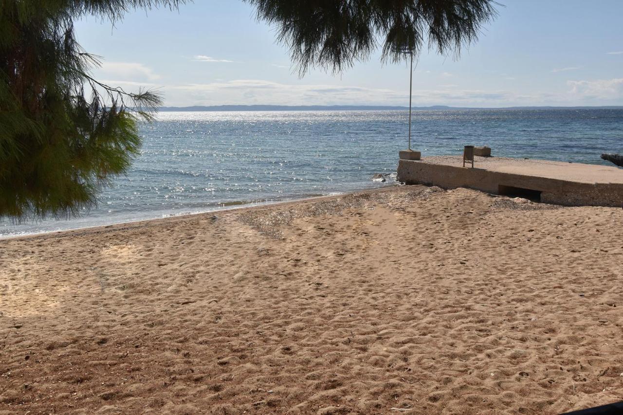 Barlee Beach Front House, Metamorfosi Екстериор снимка