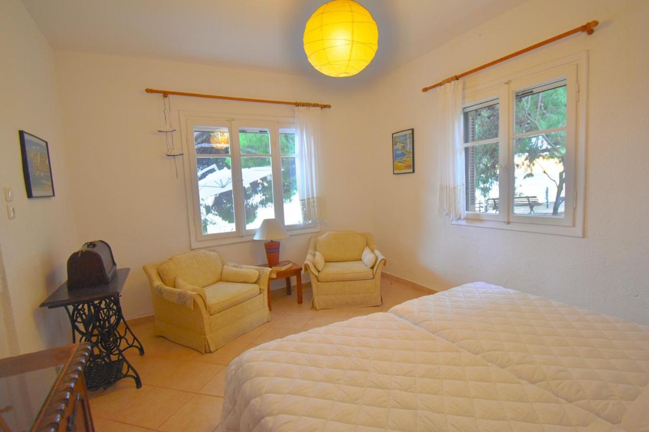 Barlee Beach Front House, Metamorfosi Екстериор снимка
